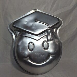 Vtg Wilton 2105 - 2073 Cake Pan Mold Smiley Happy Face Emoji Graduate 2003 EUC